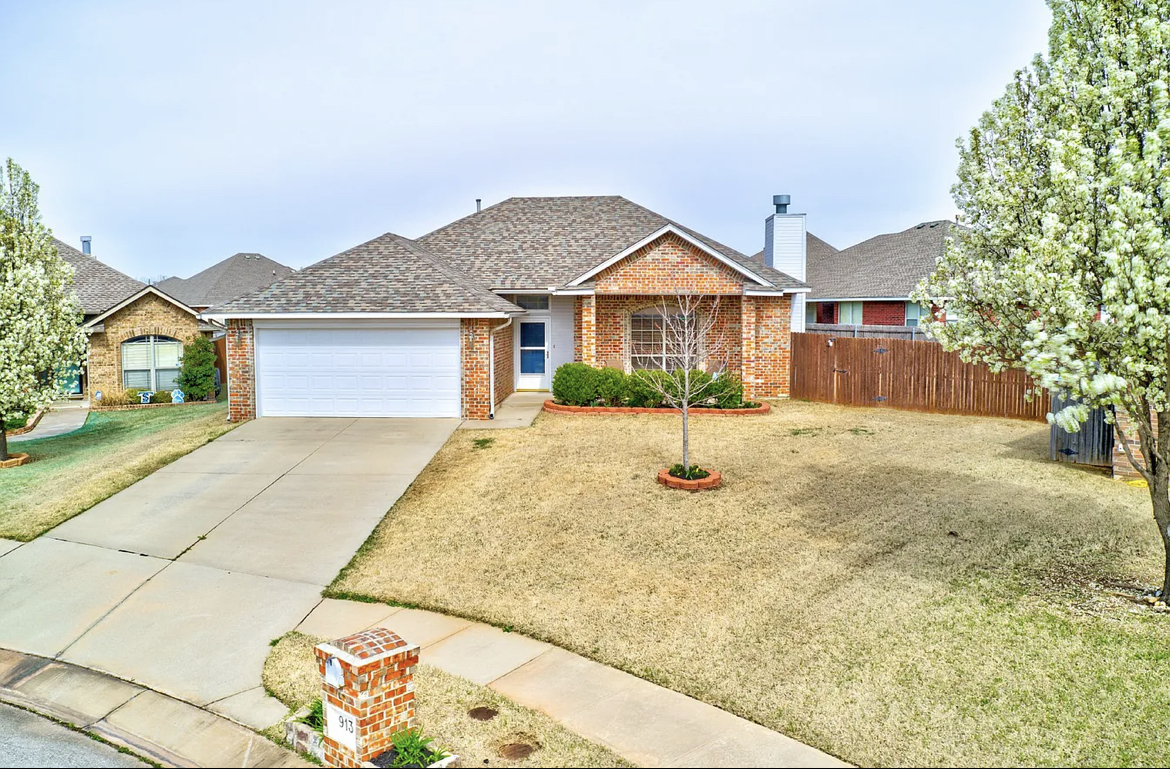 913 Southwest 40th Street